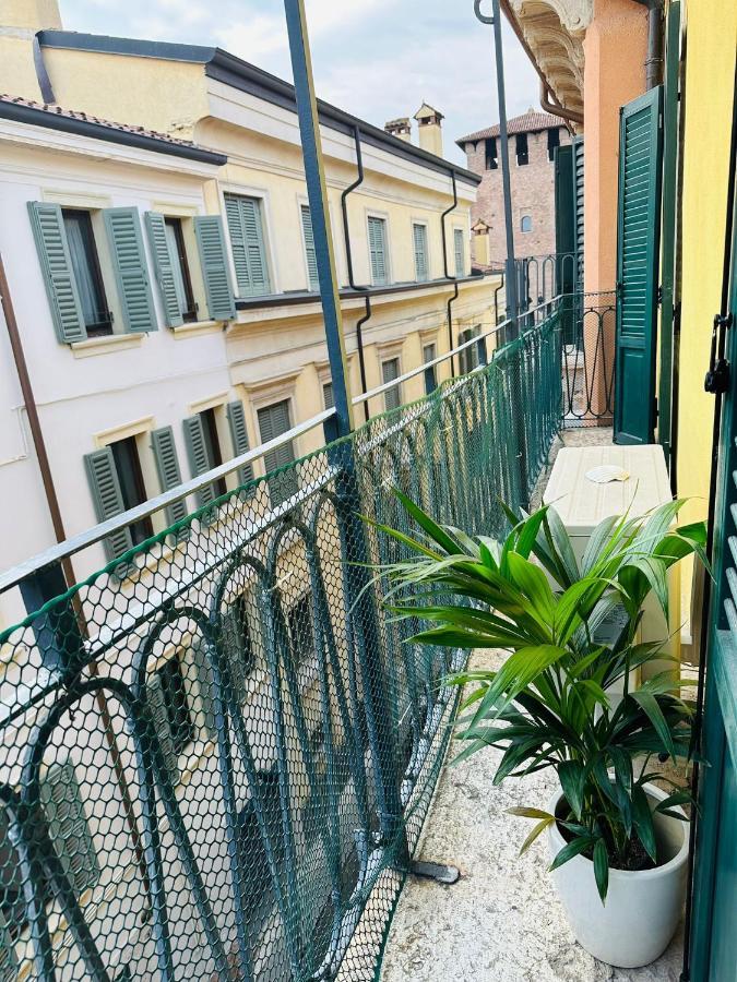 Arena House Sofia Apartment Verona Bagian luar foto